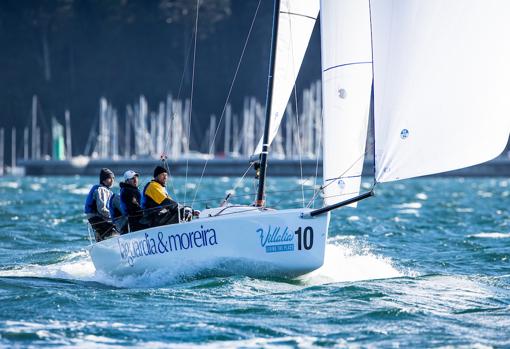 «Okofen», de Javier Gándara ganó el Trofeo Concello de Vigo y se proclamó campeón gallego de J80