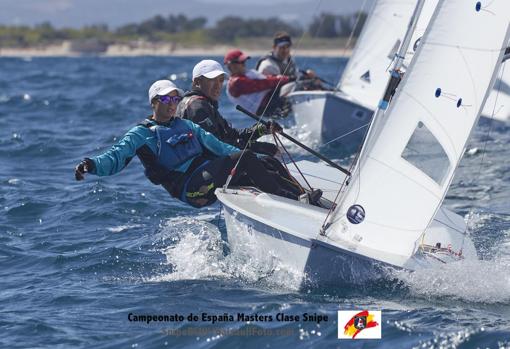 Ángel Ballesteros y María del Mar Correa, campeones de España de Snipe Master