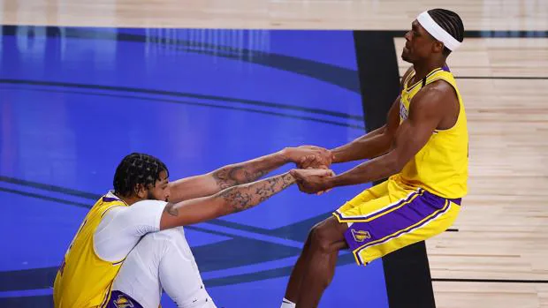 Expresidiarios, negacionistas y estrellas olvidadas: así son los escuderos de LeBron en los Lakers