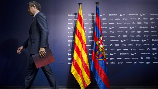 La plantilla del Barcelona no acepta la rebaja salarial de Bartomeu