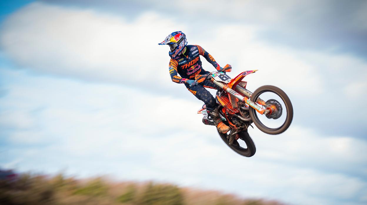 Jorge Prado reina en Lommel y pega otro salto en el Mundial de la clase reina