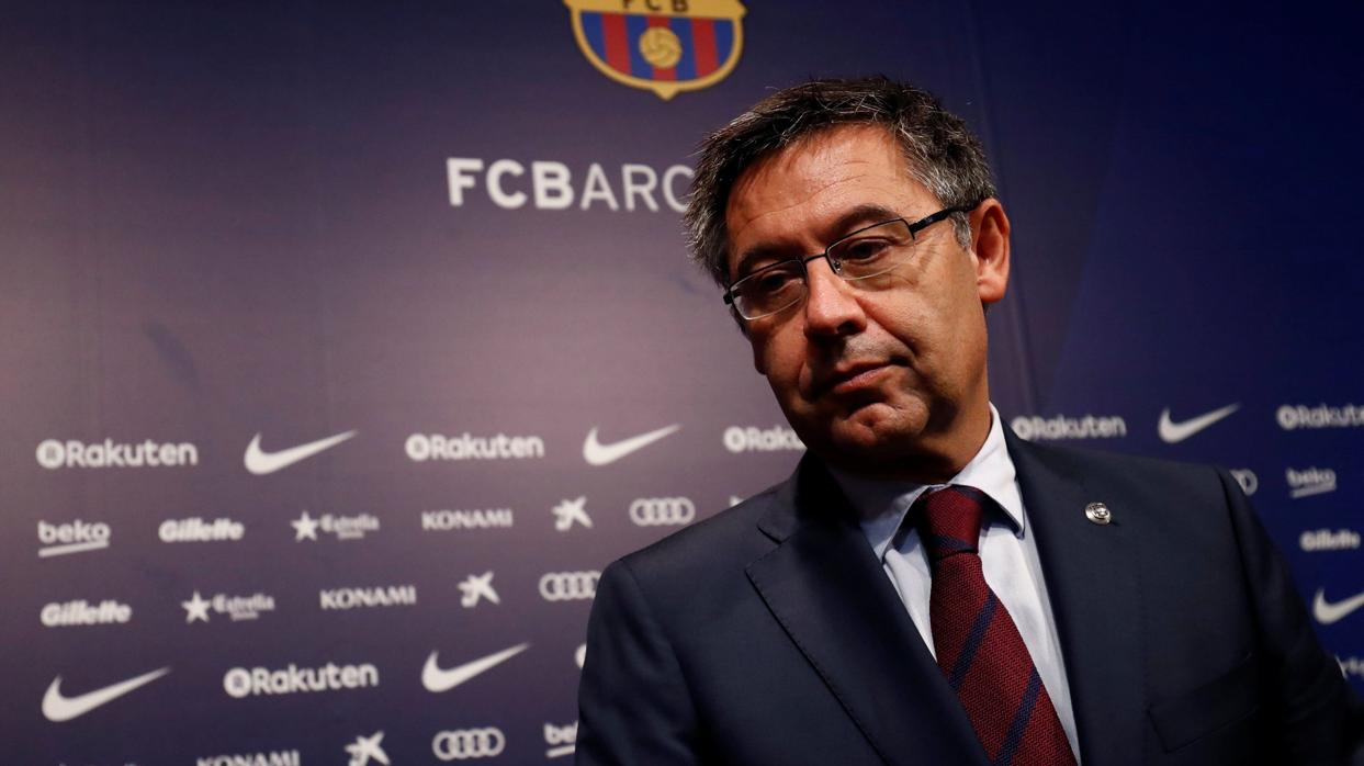 Bartomeu sopesa dimitir en la Junta del lunes