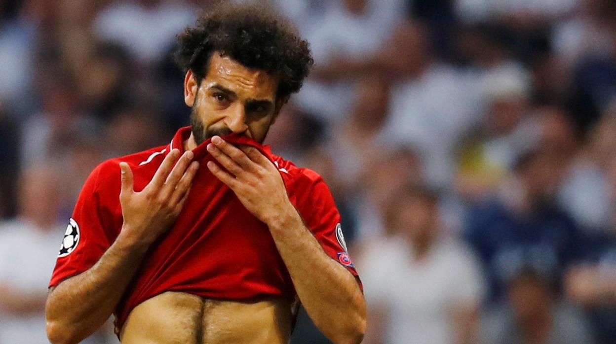 Salah testa positivo para o coronavírus e desfalca seleção do Egito