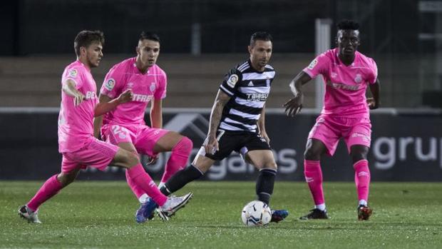 El Mallorca asalta el liderato con dos goles de penalti