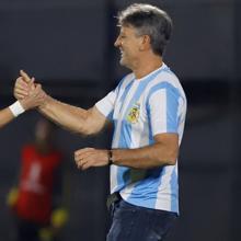 Así se recuerda a Maradona: del llanto de Goycoechea al «Live is Life» en Nápoles