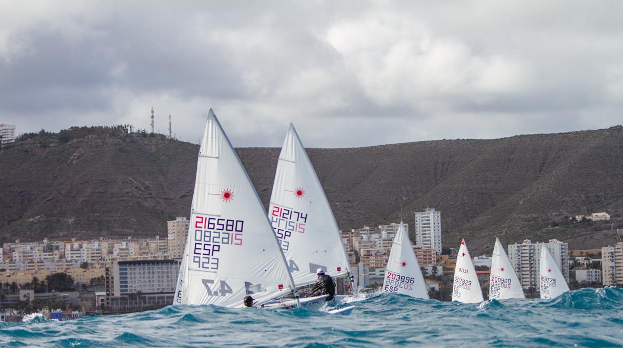 Jornada de viento y marejada para la Semana Olímpica Canaria