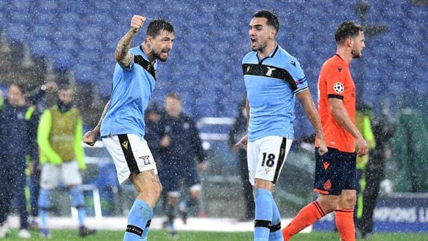 El Lazio, a octavos con susto en el último suspiro