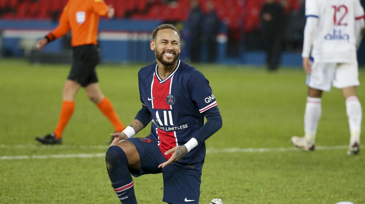 Neymar durante un partido del PSG