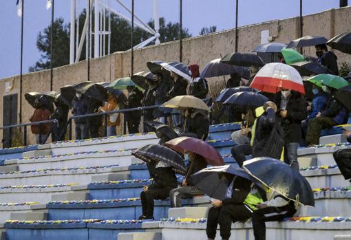 Unas cuatrocientas personas presenciaron el partido de Copa del Rey.