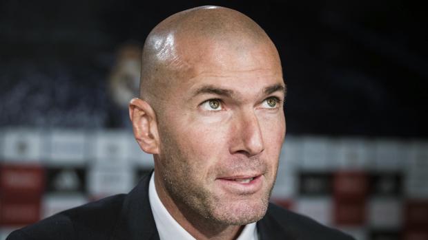 Zidane, sobre Koeman y los árbitros: «Molesta, se habla mucho más de las jugadas del Real Madrid»