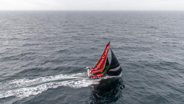 «Maître CoQ IV» recupera el liderazgo con una ventaja de 80 millas