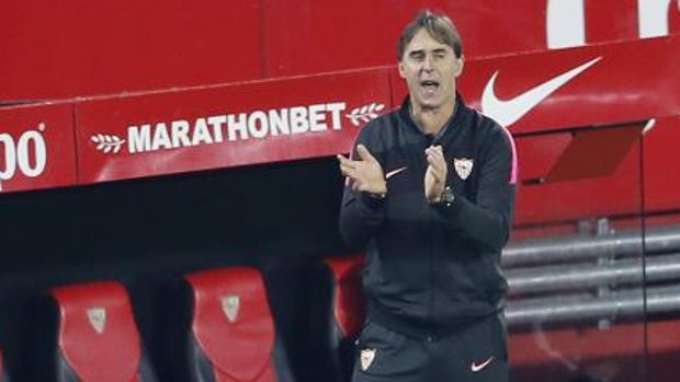 Julen Lopetegui renueva con el Sevilla hasta 2024