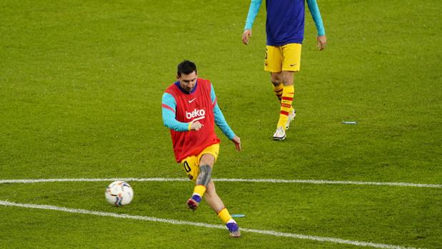 Messi, baja confirmada para el partido de hoy