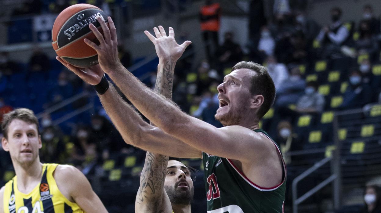 El Baskonia tropieza en Israel