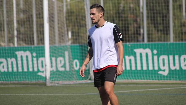 «No es tan gratificante jugar en Segunda B»