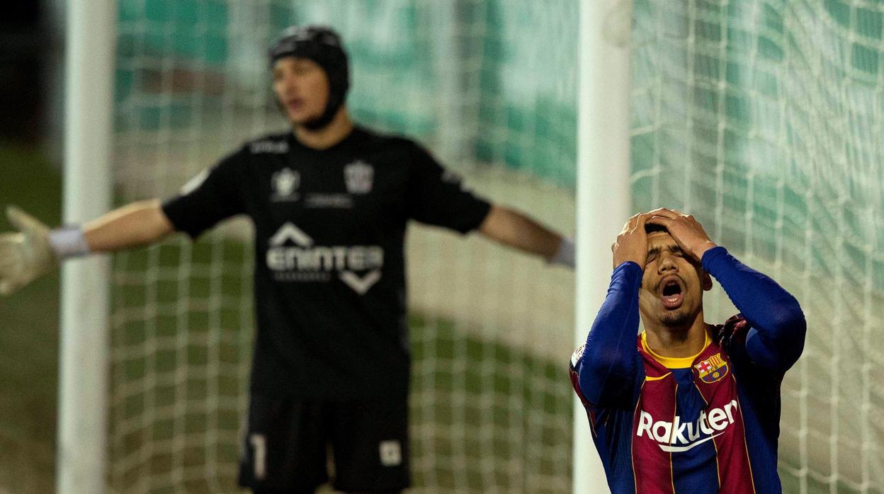 El Barcelona falló dos penaltis y ganó en la prorroga al Cornellá