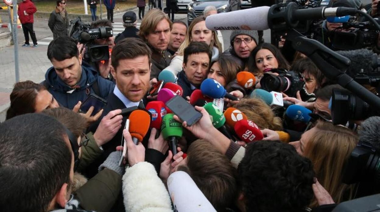 Xabi Alonso, en la puerta de los juzgados de Madrid