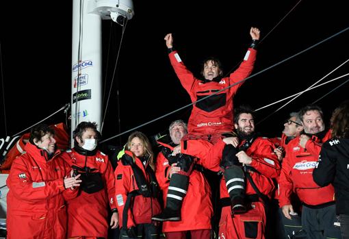 Yannick Bestaven se lleva la 9ª Vendée Globe con el «Maître CoQ IV»