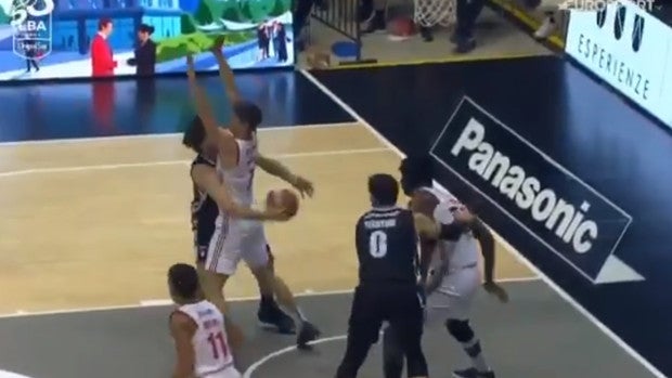 Teodosic se inventa una jugada nunca antes vista