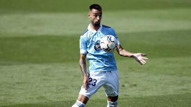 El Celta aniquila al Elche y deja a Almirón en la cuerda floja