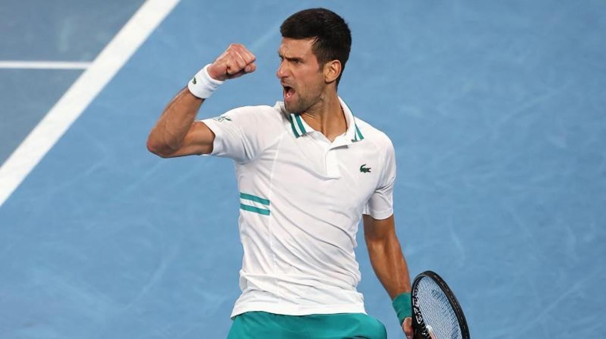 Djokovic despacha a Karatsev para meterse en su novena final