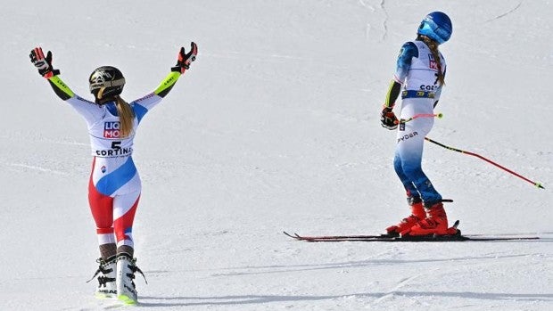 Lara Gut arrebata la gloria a Shiffrin por dos centésimas