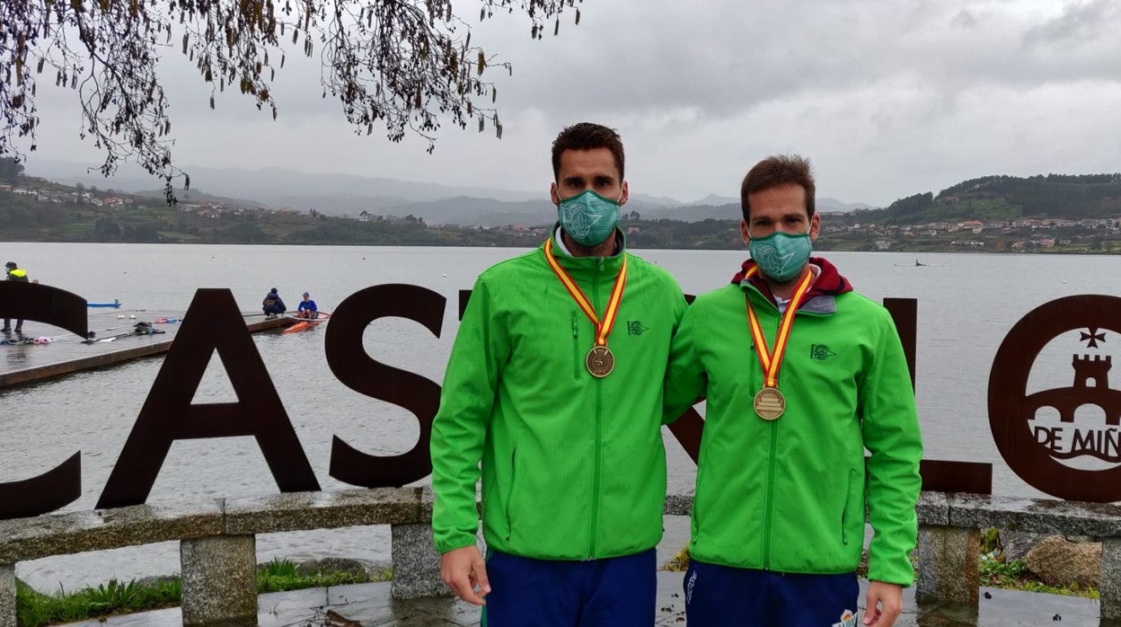 Jaime Canalejo y Javier García, integrantes del dos sin timonel absoluto del Náutico y la selección española