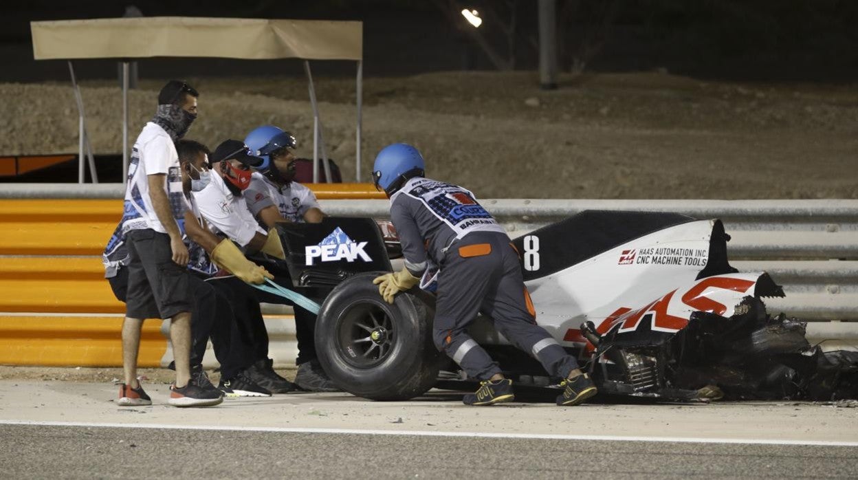 Así quedó el coche de Grosjean en Bahrein