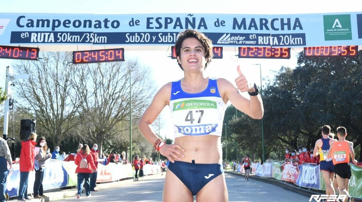 La marchadora María Pérez explota contra un concejal de VOX: «Podría darle a usted un infarto al ver a una mujer competitiva en acción»