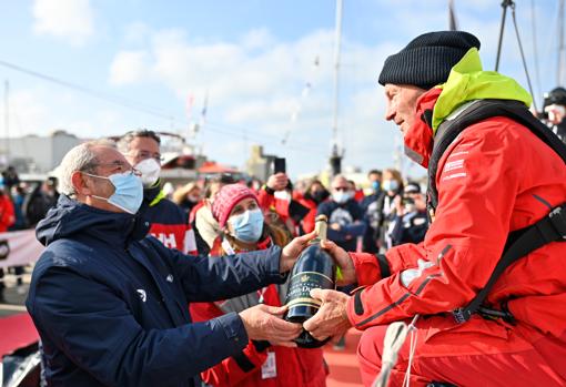 Ari Huusela baja el telón de la novena edición Vendée Globe