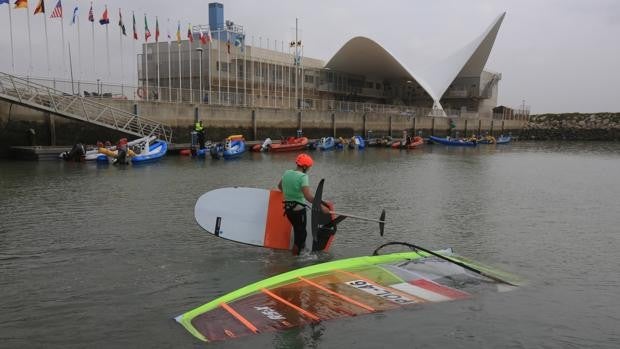 La Bahía de Cádiz albergará en abril el Campeonato del Mundo de Windsurf