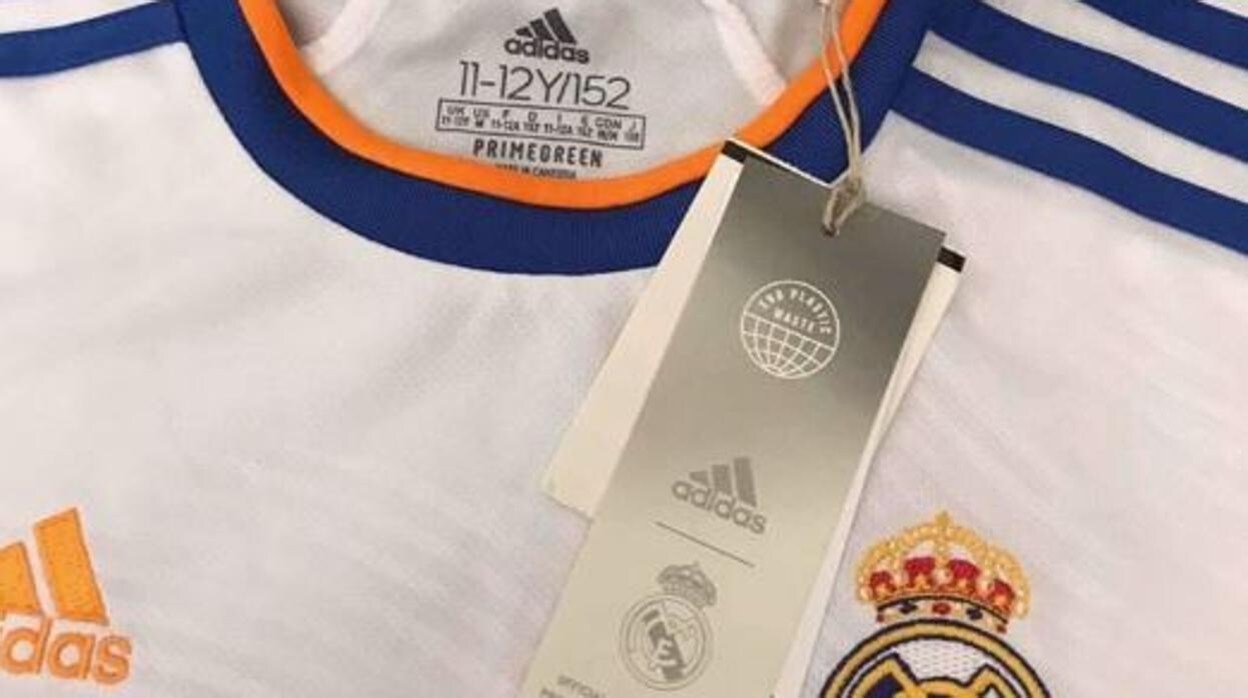 Primeras imágenes de nueva camiseta del Madrid