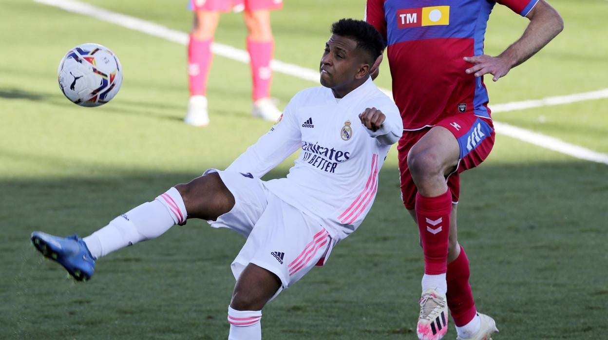 Rodrygo, ante el Elche