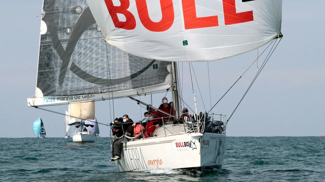 BullBox», «Universidad de Oviedo» y «Espumeru», líderes del Trofeo de  Primavera RCAR