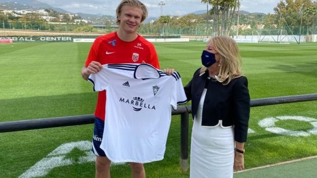 Haaland 'ficha' por el Marbella