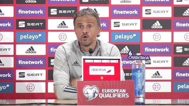 Luis Enrique «¿Quién me garantiza que con un once fijo jugaría mejor?»