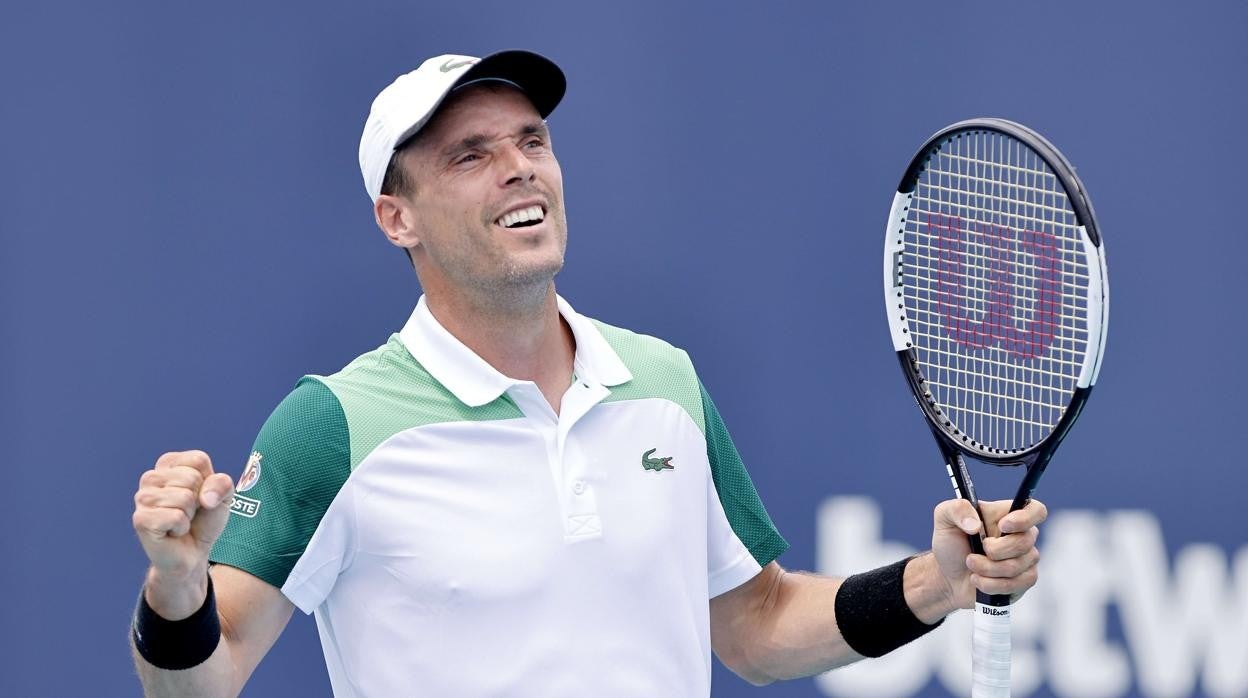 Bautista, durante el partido contra Isner