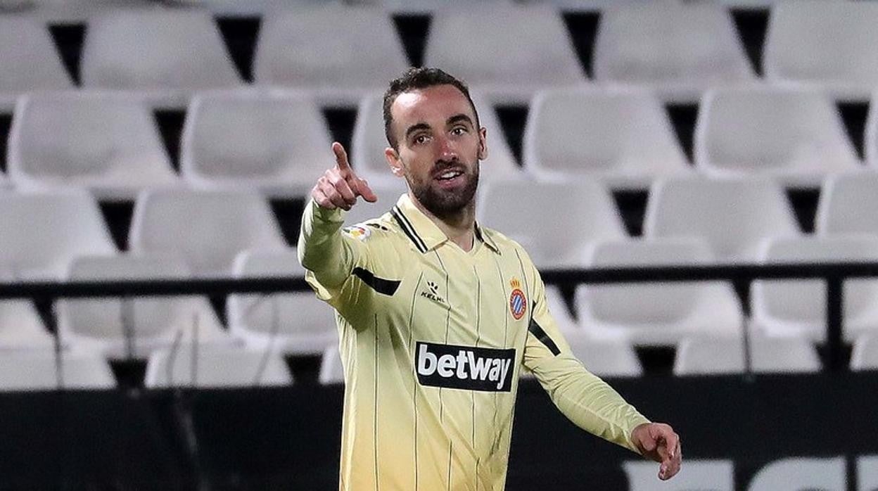 DArder celebra uno de sus goles ante el Castellón