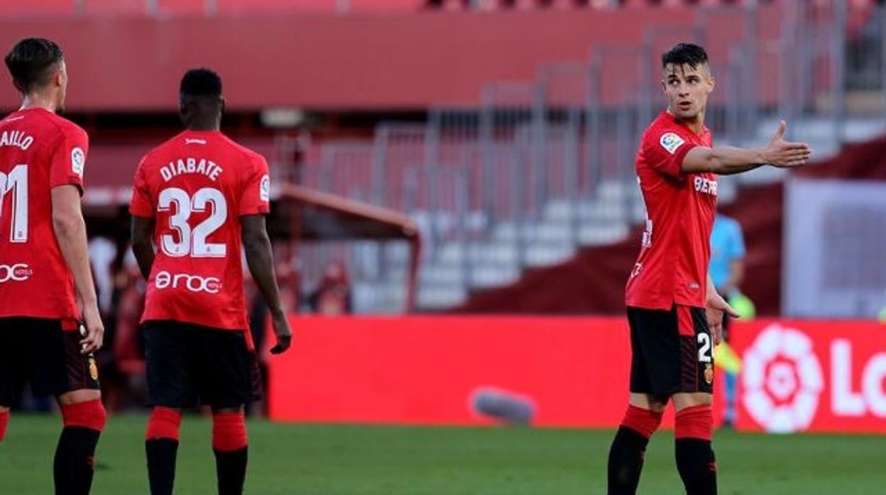 El Mallorca acaricia el ascenso directo y deja en serios apuros al Alcorcón