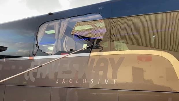 Apedreado el autobús del Real Madrid a su llegada a Anfield