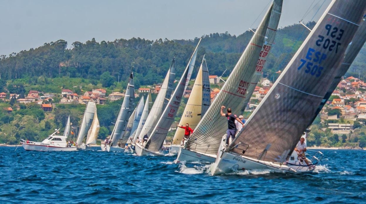 El Monte Real inaugura la temporada de vela pesada con el Trofeo Comunica