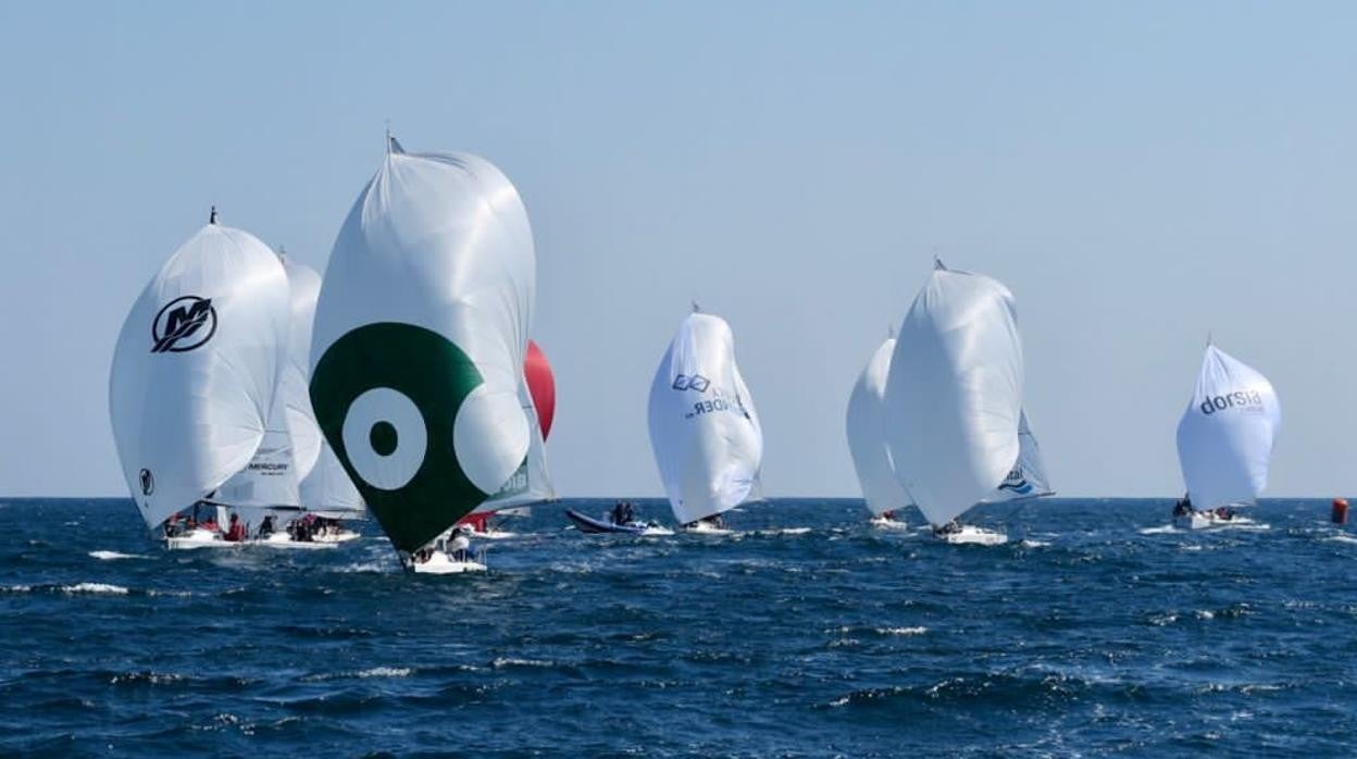 «Mercury», de Jaime Piris, líder de la J80 Sailing Series