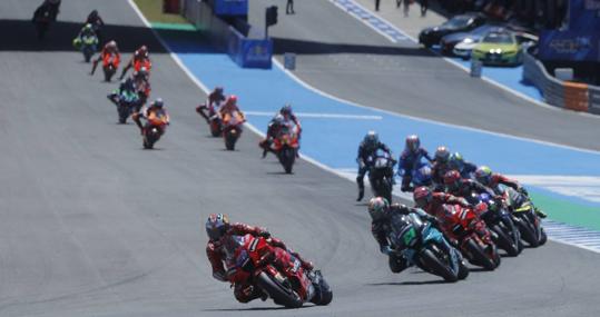 La carrera de MotoGP del Gran Premio de España en Jerez estuvo muy disputada hasta el final.