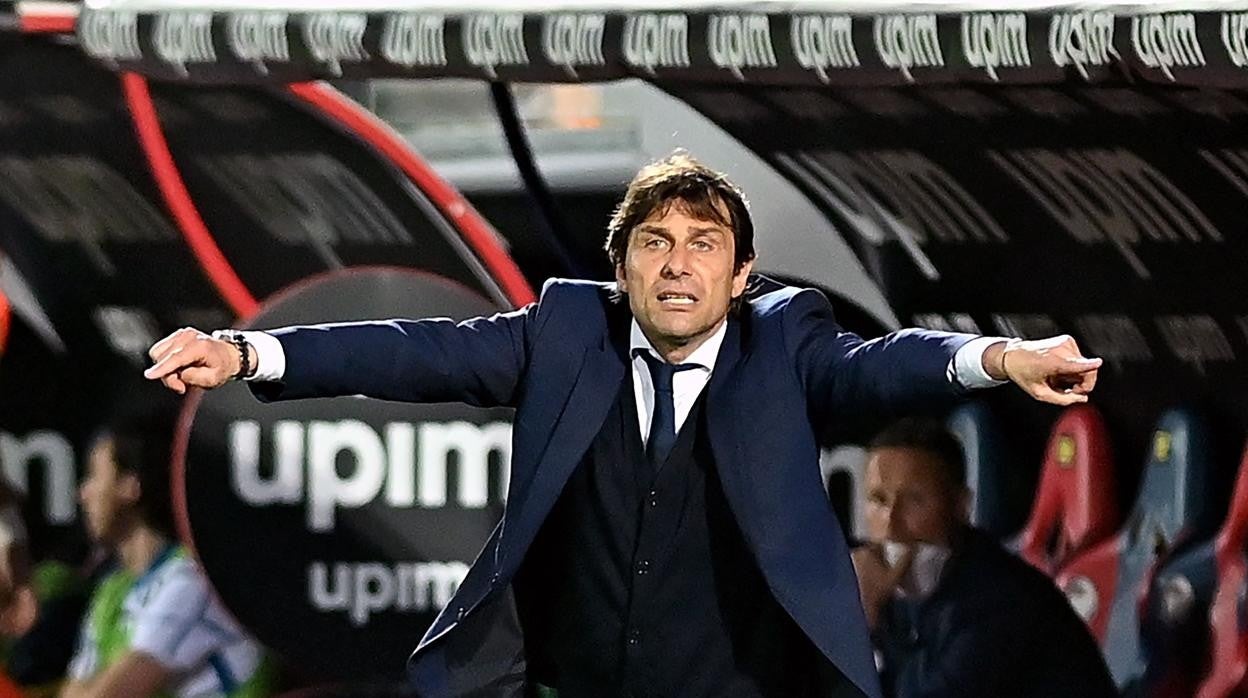 Conte, durante el partido del Inter frente al Crotone del pasado sábado