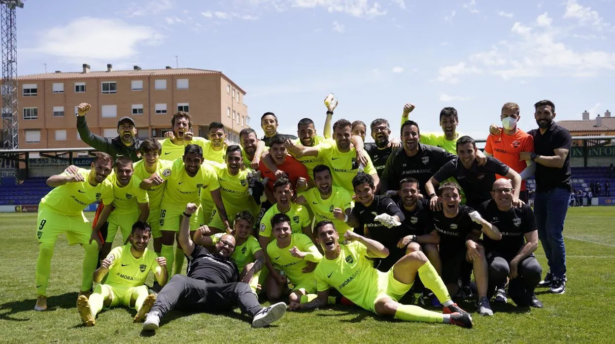 El Andorra, club propiedad de Piqué, uno de los equipos que peleará por el ascenso a Segunda división