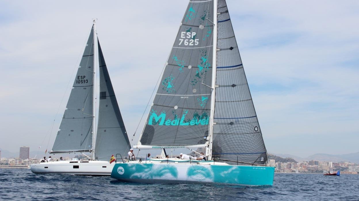 «Tanit IV» y «Dax», vencedores del Trofeo Centenario Contra el Cáncer de Alicante