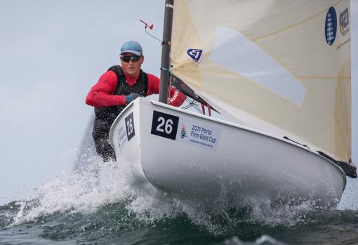 España consigue la plaza olímpica para la clase Finn y Joan Cardona el subcampeonato del mundo