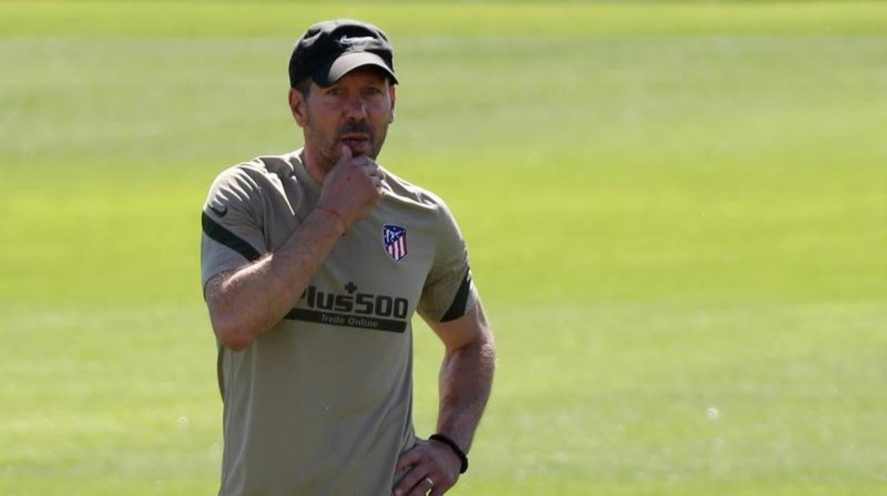 Simeone, al frente del entrenamiento