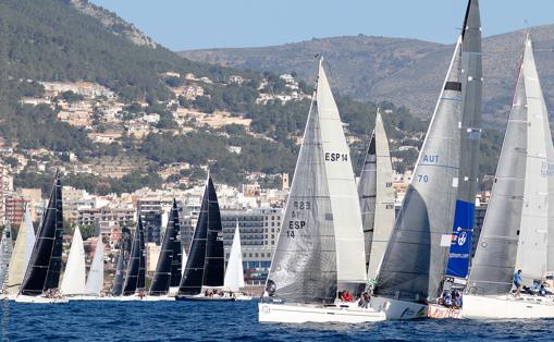 61 barcos en el Trofeo Peñón de Ifach