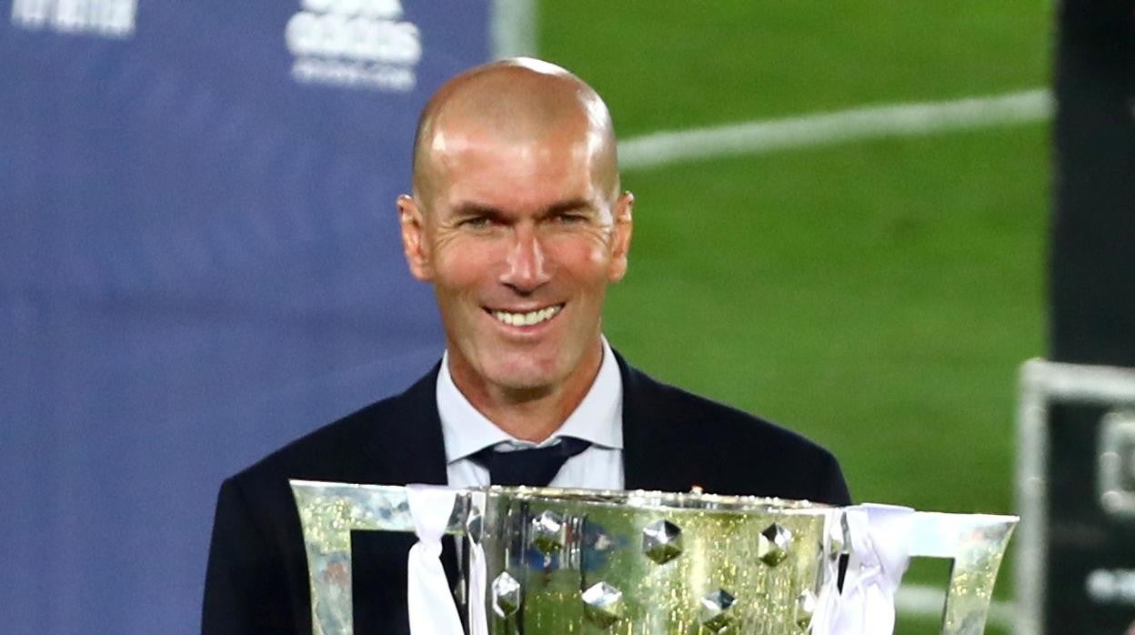 Zidane, tras ganar la Liga de la temporada pasada con el Real Madrid